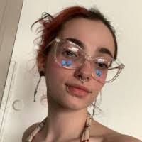 Abigail Hanley's Instagram, Twitter & Facebook