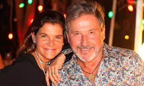 Ahora, una de sus recientes publicaciones también fue dedicada a su compañera de vida, pero esta vez para contarle a. Ricardo Montaner Comparte El Detalle Que Le Hizo Llegar Su Esposa Tras El Sismo