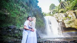 The evolution of wedding photography has been long and gradual. Tips Determining Pre Wedding Photo Theme Concept