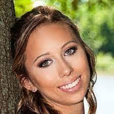 Amanda Brossman's Instagram, Twitter & Facebook