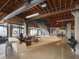 Ein Lager Wird In Den Arbeitsbereich Fur Heavybit Industries Umgewandelt Arbeitsbereich Heavybit Industries Coworking Space Architektur Baukonstruktionen