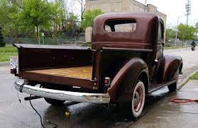 Pin By Cartero De Viejitos On 1946 Chevrolet 1 2 Pickup Classic Trucks Wheels And Tires Antique Cars