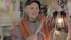 De grälar och tävlar ständigt, men är i slutänden väldigt glada att de har varandra. Leif Billy 7 Snustorkan Svt Play