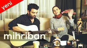 Merve Ozbey Mihriban Sozleri Sari Saclarini Deli Gonlume Baglamisim Cozulmuyor Mihriban Mihriban Ayriliktan Zor Belleme Olumu O Sarisin Sac Sac Muzik