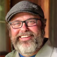 Had the pleasure of managing this star ✨ Listening to this podcast made me  miss her more! If you ever have a chance to work with this gem of a human,  jump