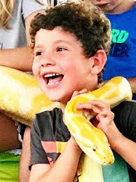 Heather Gumm (@hungrywhitegirl)