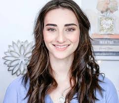 Abigail Shapiro's Instagram, Twitter & Facebook