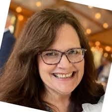 Keri Hardin's Instagram, Twitter & Facebook