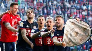 Metal with engraving all master of 1903 (vfb leipzig) up to 2017 (bayern munich) high quality with rhinestones by package: Bundesliga Bayern Munich Win Sixth Straight German League Title