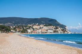 Mezzavalle, sirolo, numana e tante altre con foto e guida per sapere cosa fare e dove andare in vacanza Riviera Del Conero Cosa Vedere E Cosa Fare Spiagge Eventi 2021