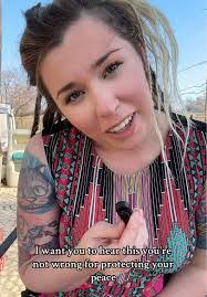 April Layton's Instagram, Twitter & Facebook