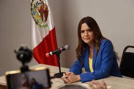Clara luz flores propuso este jueves reactivar los domingos de metro gratis, luego de que el gobernador jaime rodríguez lo eliminara para fortalecer el sistema financiero de la paraestatal. Clara Luz Flores Alcaldesa De Escobedo Renuncia Al Pri Y Se Acerca A Morena