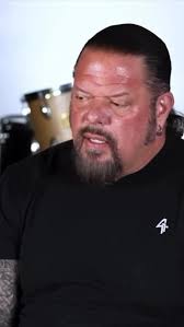 eastsidedave gives @whothefuckisrobwhite a tattoo. @moderndaymanshow