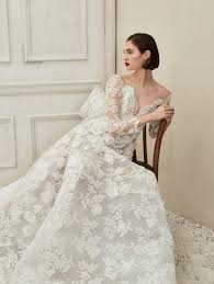 From small party rooms to large wedding venues, you can find the perfect event space for any occasion on the bash. Oscar De La Renta Fall 2019 Bridal Collection Elegantwedding Ca