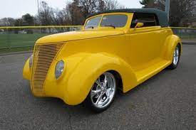 Custom Hot Rod Designs 1937 Ford Cabriolet Street Rod Green Bay Packer Edition 350 Tpi V8 Auto A C Street Rods Hot Rods Ford