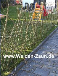 7 Schritte Zum Lebenden Weidenzaun Weidenzaun Weidenzaun Lebenden Weidenzaun Weiden Pflanzen