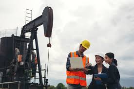 Oil And Gas Manpower Supply Companies In UAE's skilled Manpower Labors Are  Importance