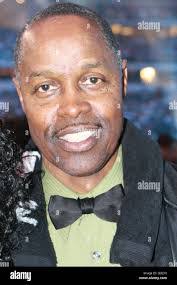 Kenny Bayless's Instagram, Twitter & Facebook