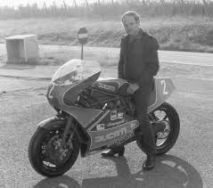 Tony Rutter 1983 With His Tt F2 Outside Ducati Prl Racing Bikes Ducati Classic Racing