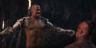 Сегодня состоялась премьера нового фильма по вселенной mortal kombat. Mortal Kombat Movie Fatalities Aren T Just Fan Service Assures Director