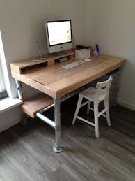 21 Ultimate List Of Diy Computer Desk Ideas You Can Build Today Computerdesk Diycomputerdesk H Diy Standing Desk Plans Rustic Home Offices Diy Computer Desk