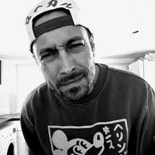 Stu Roberts. (@MrRoberts84)