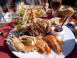 Tres Bon Plateau De Fruits De Mer Avis De Voyageurs Sur Le Biquet S Cabourg Tripadvisor