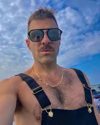 𝗭𝗮𝗰𝗵 𝗤𝘂𝗶𝗻𝘁𝗼 𝗠𝗮𝗴𝗶𝗰