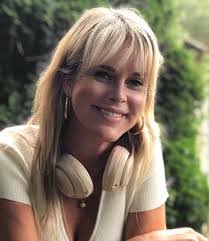 Dolores Drake's Instagram, Twitter & Facebook