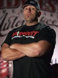 The rumors are based on the fact that he has been seen in the show alongside his new girlfriend, named jacklyn braasch, who is also an accomplished street racer. Justin Shearer Bio Age Race Car Driver Native American Net Worth Wife Street Outlaws Height Pare Street Outlaws Big Chief Street Outlaws Celebrity Dads