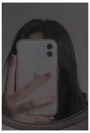 iphone 11 mirror selfie in 2021 mirror selfie girl instagram profile picture ideas selfie aesthetic