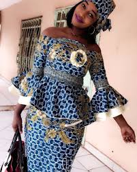 Voir plus d'idées sur le thème mode africaine, mode africaine robe, mode africaine femme. 47 Mentions J Aime 1 Commentaires Fatim Nadio F N Collection Sur Instagram African Print Dress Designs African Fashion African Blouses