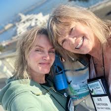 We've got our swag bag full of great Bouchercon 2023 goodies, a stack of  free new books to read, and are all set for day two of the world mystery  book conference.