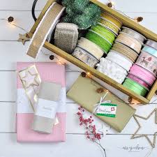 Schlagt die eine seite des papiers über die. Schone Verpackungsideen Fur Weihnachtsgeschenke Mit Hotex