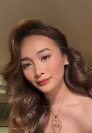 Transforming Faces with Unrecognizable Makeup