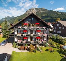 Winter destination even in winter numerous guests come to oberstdorf in order to go hiking, 140 km of cleared trails and. Gastehaus Carola Oberstdorf Updated 2021 Prices