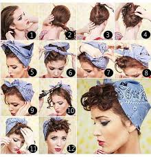 Bandana Binden Anleitung Vintage Frisur Lockiger Pony In 2020 Vintage Frisuren Frisuren Mit Bandana Rockabilly Frisur