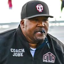 Eli Burgess (@EliBurgess8)