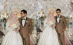 Check spelling or type a new query. 12 Inspirasi Gaun Pengantin Muslimah Syar I Yang Tetap Menutupi Dada Sontek Yuk
