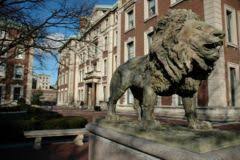 There are around, 3750 faculty members, 8,400 undergraduate students and nearly 14000 postgraduate scholars. Columbia Lion Wikicu The Columbia University Wiki Encyclopedia