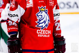 Let se pak suchý stal werichovým přítelem a důvěrníkem. 2cdfsjz Vaiswm