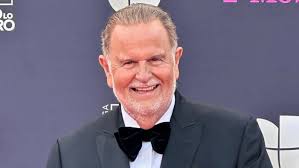 Impactante! Raúl de Molina rompió el silencio sobre su delicado estado tras  una cirugía: “Estaba echando sangre"