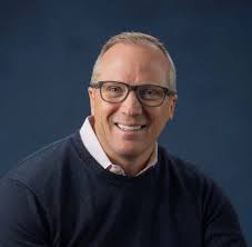 Michael Schank's Instagram, Twitter & Facebook