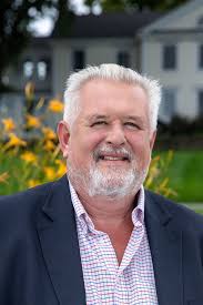 Joel Lucas, Real Estate Agent