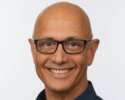 Alistair Robertson named Tabor College Commencement speaker