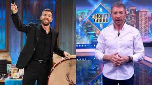 EL HORMIGUERO LA REVUELTA | Broncano vs. Motos, última hora: el presentador  de 'La Revuelta' aparece en redes sociales junto a un famoso cantante