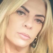 Hej jutro o 12.00 mam gastroskopię najadłam się buraków i teraz tak myśl  czy do jutra da radę to przetrawić. Wyczytałam że buraki zabarwia śluzówkę  i nic nie będzie widać . Jest