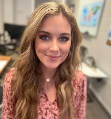 Kristin Callaway's Instagram, Twitter & Facebook