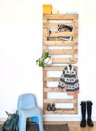 Weitere ideen zu paletten garderobe, paletten, möbel aus paletten. 22 Diy Ideen Wie Man Garderobe Aus Paletten Selber Bauen Kann