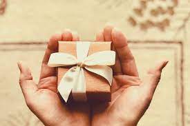 Crafted by experts these templates are best for shopping online handmade chocolates to cherish the mood of every person. Best Websites For Unique Gifts In 2021 Our Globetrotters